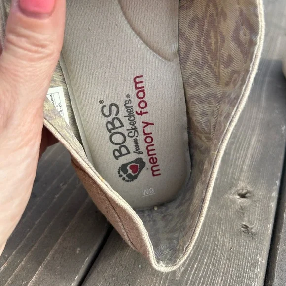 Bobs from Skechers  Womens Taupe Slip on Shoes Memory Foam Size 9 Comfort - Picture 9 of 9